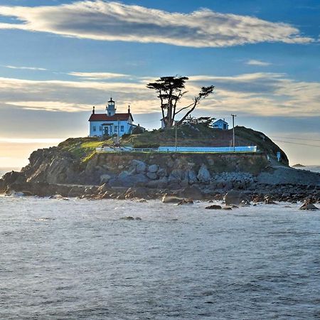 Unique Dog-Friendly Log Cabin Short Walk To Ocean เครสเซนต์ซิตี ภายนอก รูปภาพ